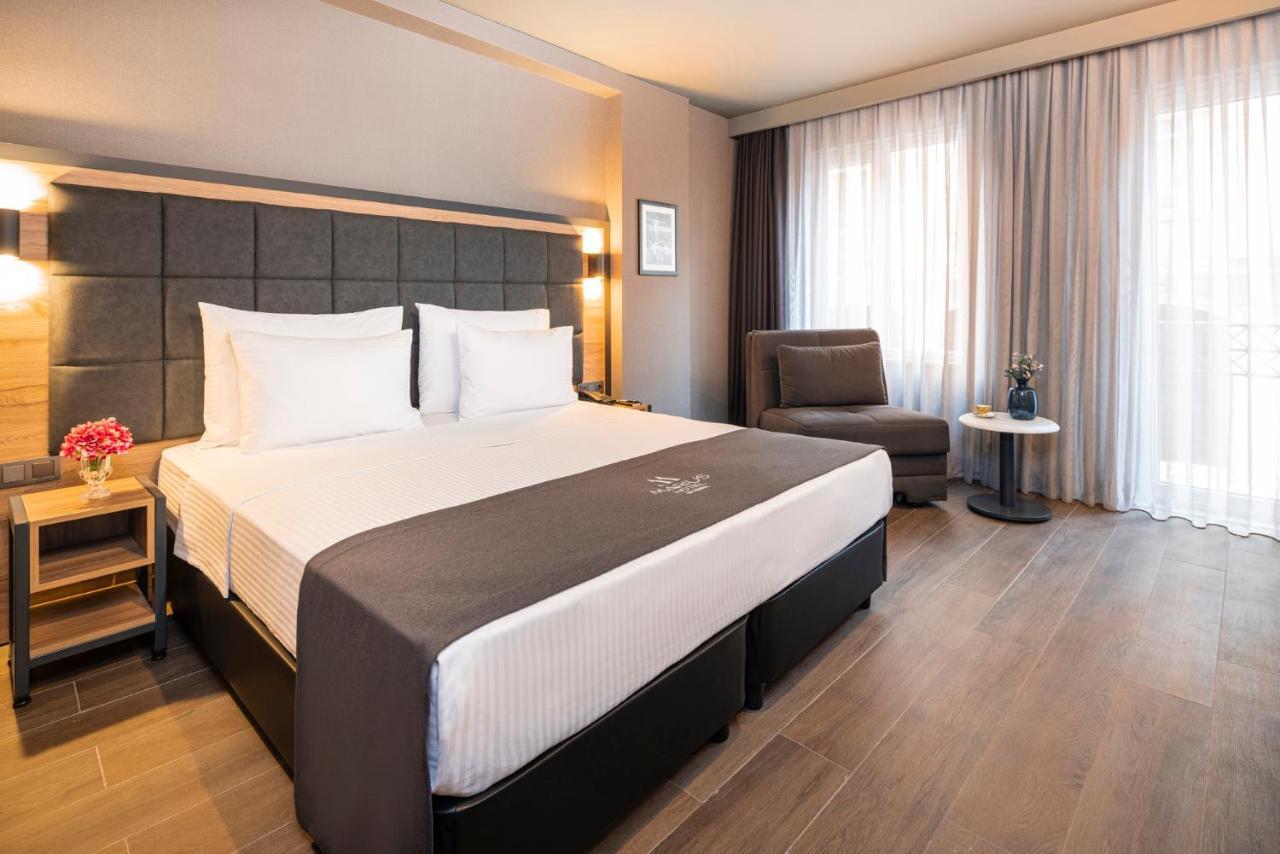 Marius Hotel Istanbul Exterior foto